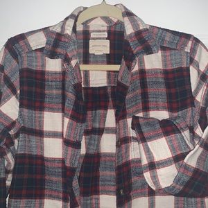 American Eagle Flannel Women’s size Small red, blue, white flannel plaid